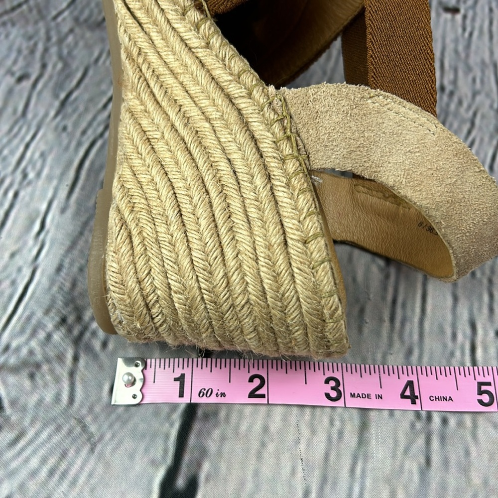 BORN DRILLES MEADE Tan Suede Leather Closed Toe Sling Back Espadrille Wedges - Picture 8 of 17